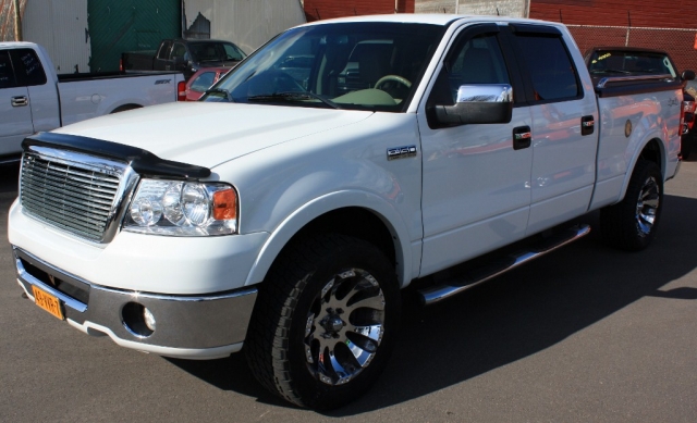 Ford F150 SuperCrew Lariat 4X4 2006 