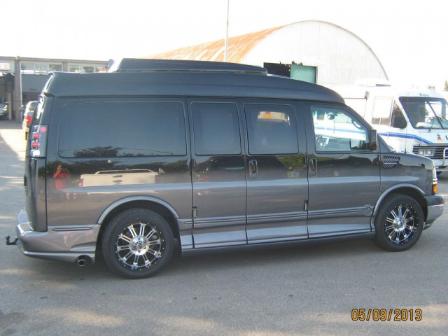 Chevrolet Express EXPLORER VAN CAMPER 2008