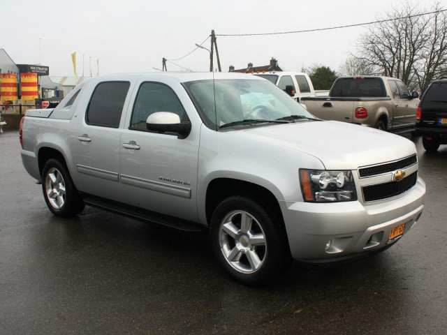 Chevrolet Avalanche LT 4X4 2011