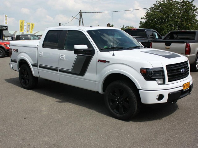 Ford USA F-150 FX4 SUPERCREW 5.0L 2014