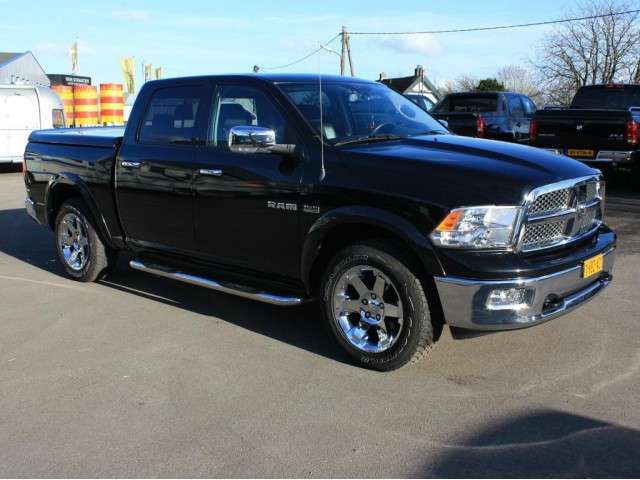 Dodge Ram 1500 LARAMIE CREW CAB 4X4 2009