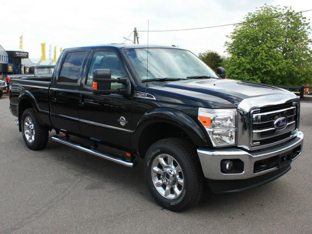 Ford USA F-250 LARIAT 4X4 6.7L 2015