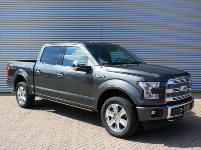 Ford USA F-150 PLATINUM 5.0L V8 2017